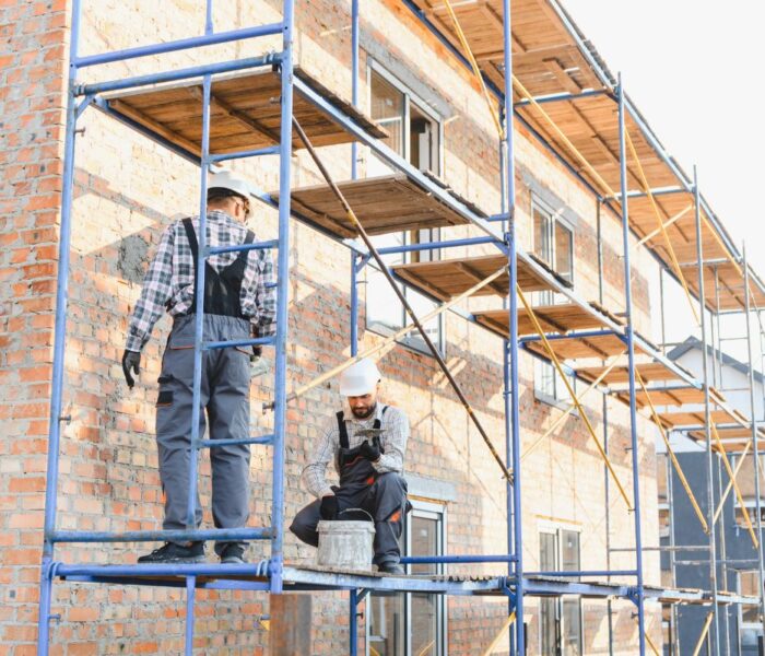 H frame vs cuplock scaffolding shown on Bladez steel scaffolding at a Pune construction site