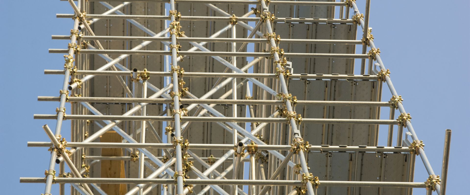 Free scaffolding delivery Pune district wide, scaffolding loaded for a site near Talegaon